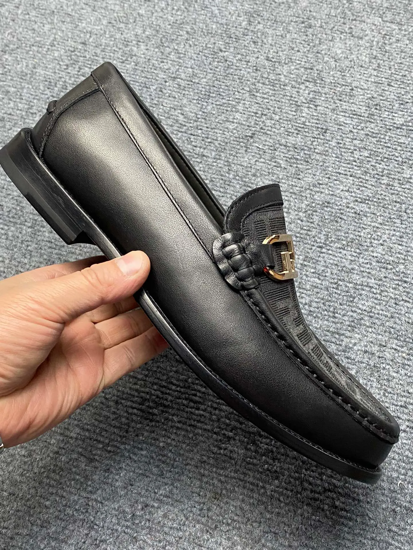 Men's Men's Shoes Men's Men's Shoes 💰900FENDI Fendi Men's Breathable and Comfortable Leather Shoes. Original development. The leather outsole is made of leather. Counters copy one to one. Imported counter cowhide. Imported water dyes cattle. 38 to 44. (45.46. can be ordered. 47.